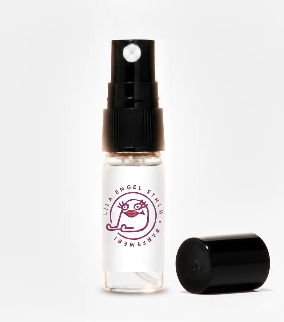 Andrea Maack - Ceramic Lila Engel