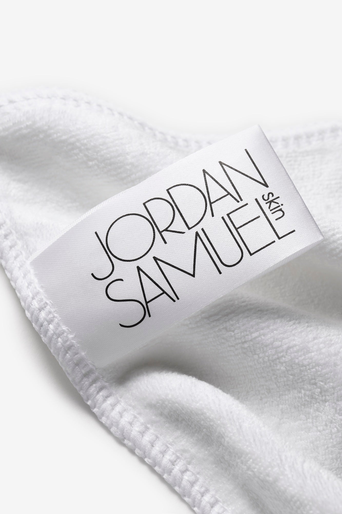 Jordan Samuel Skin - The Jordan Samuel Skincare Cloths Lila Engel